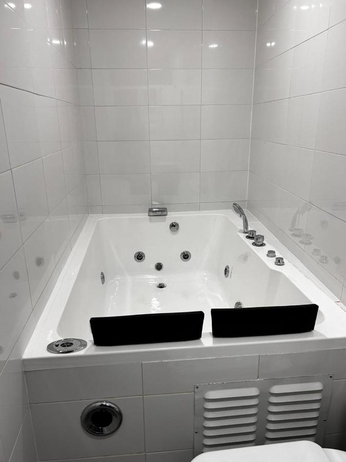 #2# Apartamento Jacuzzi Xl Sevilla Centro المظهر الخارجي الصورة